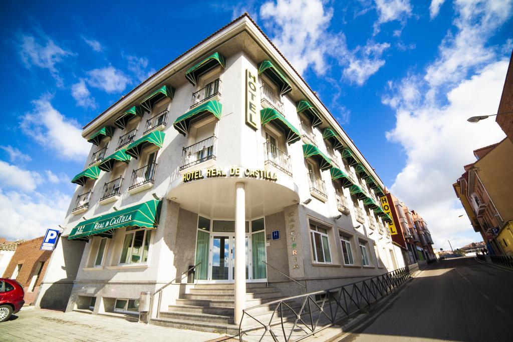 Hotel Real De Castilla Tordesillas Exteriör bild