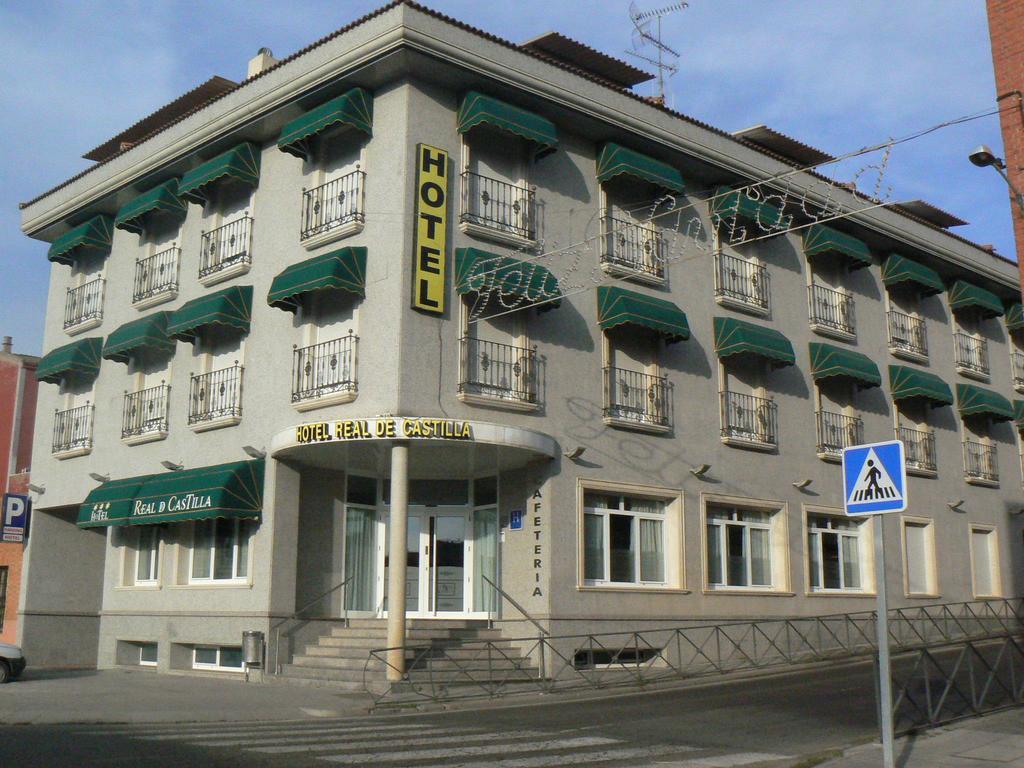 Hotel Real De Castilla Tordesillas Exteriör bild